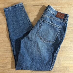 Hollister | Women’s Ultra High-Rise Mom Denim Jeans | 6R/w28